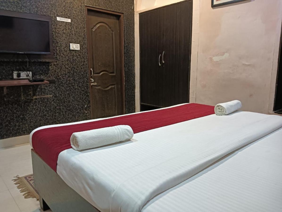 Shree Krishna Hotel Inn 瓦拉纳西 外观 照片