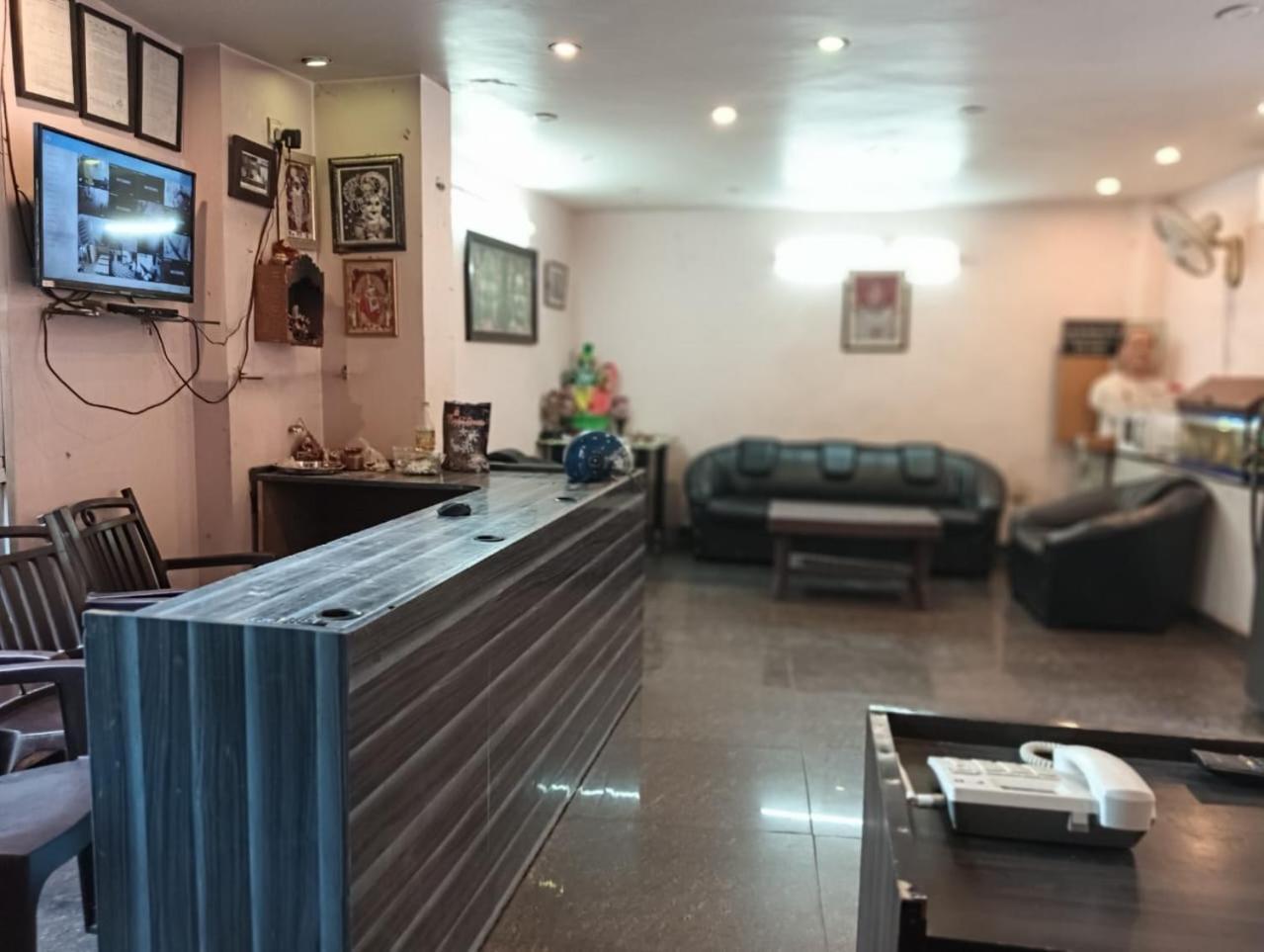 Shree Krishna Hotel Inn 瓦拉纳西 外观 照片