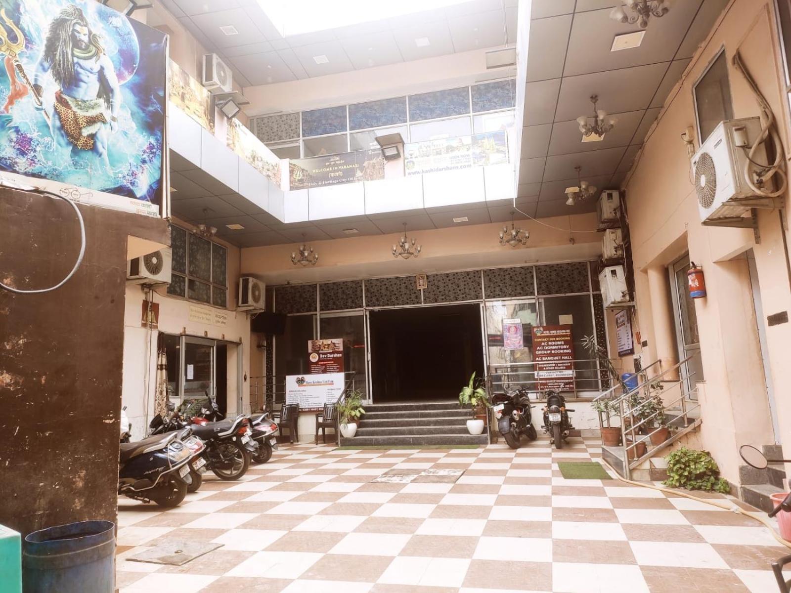 Shree Krishna Hotel Inn 瓦拉纳西 外观 照片